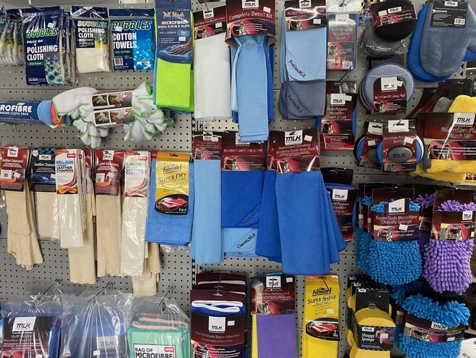 automotive-retail-store-3