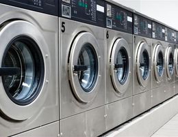 COIN LAUNDRY AND LAUNDROMAT... TAKINGS$19500PW  REF:6811