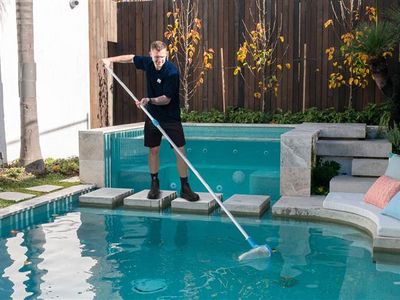 clark-pools-spas-mobile-franchise-opportunities-available-2