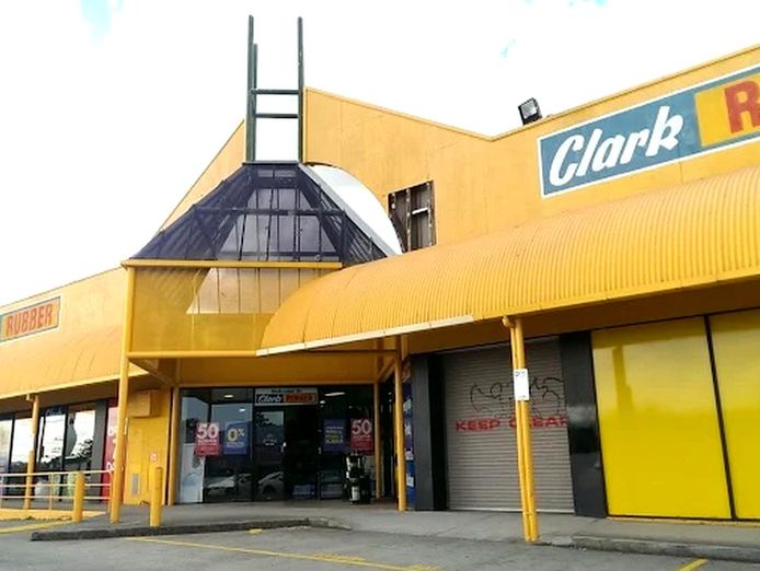 clark-rubber-bundoora-for-sale-lower-entry-metro-store-opportunity-0