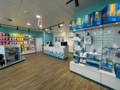 established-multi-unit-poolwerx-business-in-west-pennant-hills-cherrybrook-syd-3