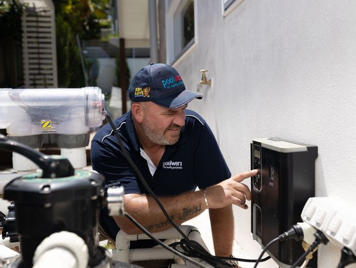 poolwerx-established-gold-coast-territories-mobile-pool-franchises-ready-to-go-7