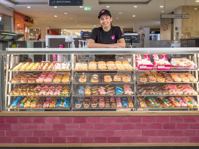 be-your-own-boss-with-a-donut-king-join-an-established-franchise-business-0