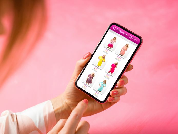 ecommerce-niche-womens-apparel-0