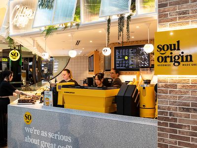 caroline-springs-vic-cs-square-healthy-fresh-food-coffee-franchise-4