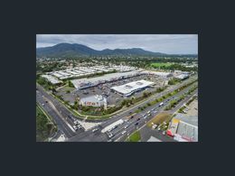 Sleepy's Rockhampton - Expanded & renovated store & warehouse.