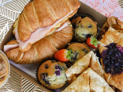 new-stellarossa-cafe-opportunity-bribie-island-qld-6