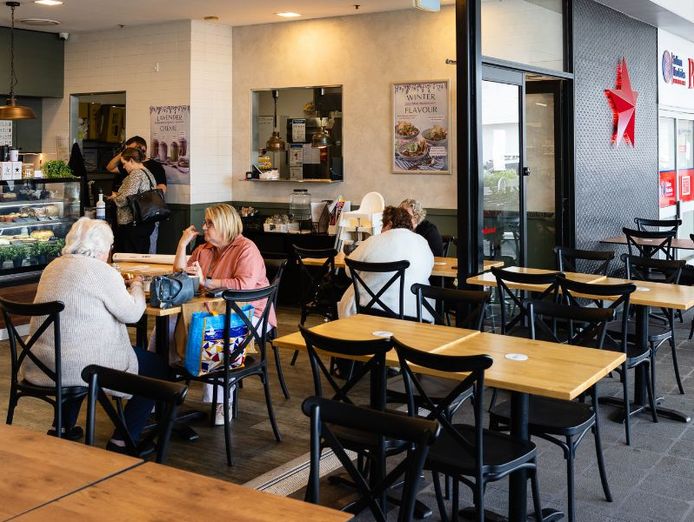 new-stellarossa-cafe-opportunity-cannon-hill-qld-0