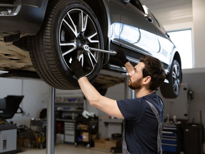 tyre-automotive-business-with-freehold-young-nsw-3