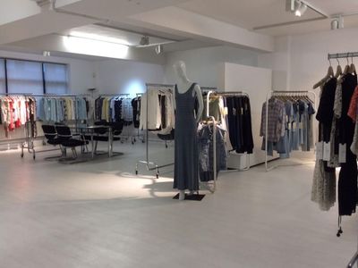 qld-fashion-wholesale-agency-1