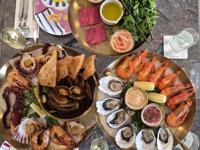 remarkable-fully-licensed-restaurant-amp-function-room-fraser-coast-numbers-0