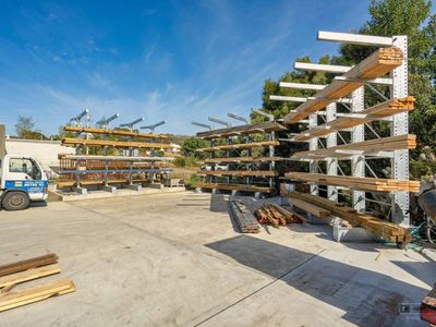 long-established-respected-successful-mitre-10-huon-valley-hardware-geeveston-8