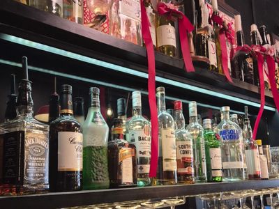 exceptional-restaurant-amp-bar-opportunity-iconic-lygon-street-brunswick-ea-0