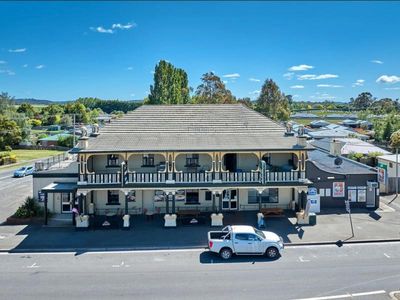 westbury-one-hotel-town-79-roi-for-a-working-couple-0