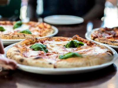 thriving-pizza-shop-authentic-italian-dining-in-prime-central-coast-location-2