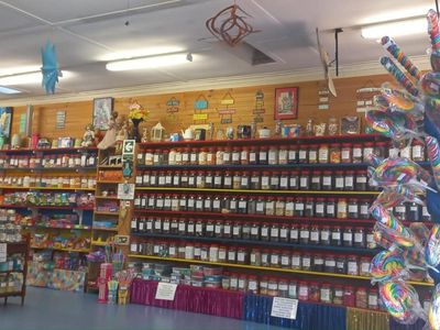 biggest-brightest-best-lolly-shop-in-tasmania-o-o-49-000-sav-netting-in-exces-1