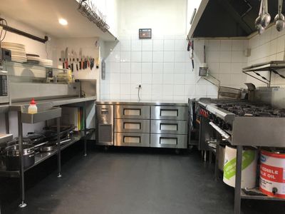 historic-country-hotel-business-food-keno-bar-asking-215-000-sav-long-lease-8