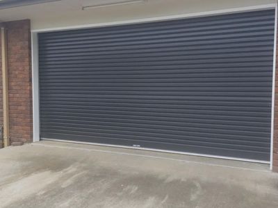 garage-doors-and-gate-installations-8