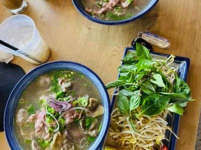 seymour-39-s-famous-pho-house-restaurant-1