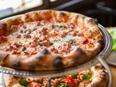 crust-pizza-inner-west-1-23m-revenue-est-2013-extra-incomefrom-upstairs-0
