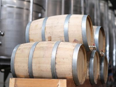 niche-highly-scalable-manufacturing-business-global-wine-amp-spirits-indust-1