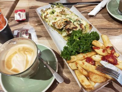 high-performing-cafe-franchise-northland-shopping-centre-for-sale-4