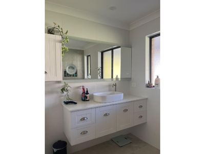 established-cleaning-business-in-lake-macquarie-14-years-vehicle-amp-equip-0
