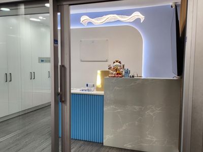 ref-243-beauty-salon-in-prime-corner-position-at-cabramatta-with-over-200k-in-0