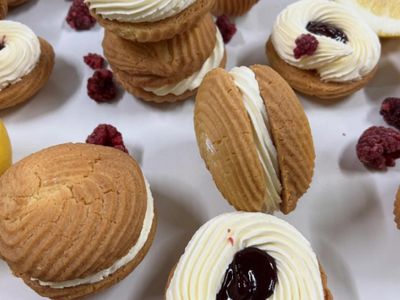 iconic-italian-artisan-bakery-6