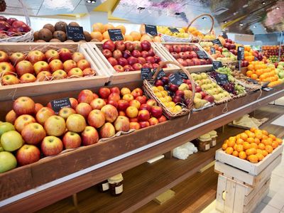 supermarket-fruit-and-veg-shop-netting-5000-p-w-under-management-1