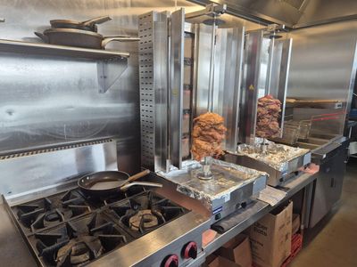sensational-waterfront-restaurant-amp-bar-150-000-fit-out-chattel-sale-only-4