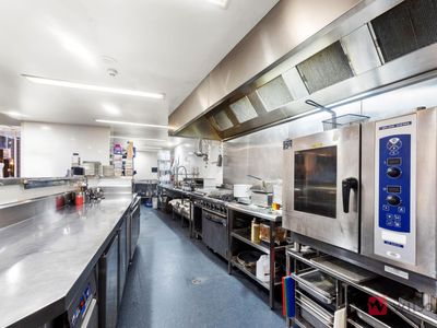 iconic-maitland-cafe-operated-under-management-1