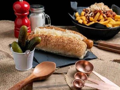 5-dogs-hotdogs-fortitude-valley-brisbane-to-27-000-per-week-excellent-locat-2