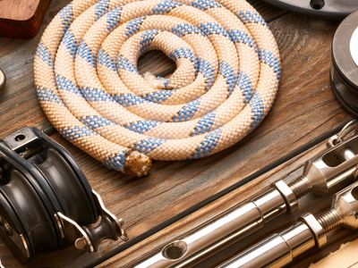 premium-marine-retail-business-industry-leader-1