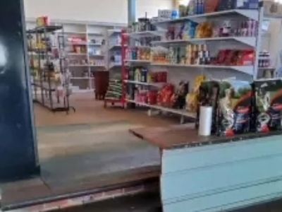 supermarket-convenience-store-2-bedroom-apartment-9
