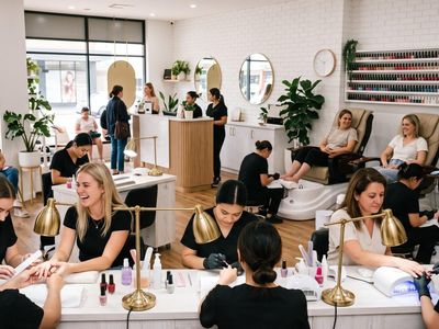 id-246-established-day-spa-amp-beauty-salon-highly-desirable-location-near-1