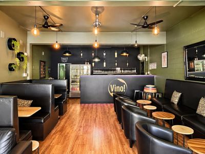 47-yrs-est-profitable-fully-licensed-restaurant-bar-functions-t-o-12k-weekly-tw-7