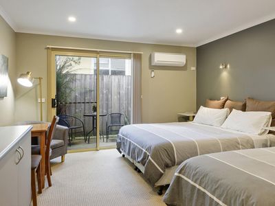 adj-net-profit-gt-243k-13-rooms-freehold-motel-strahan-tasmania-70-occupancy-4