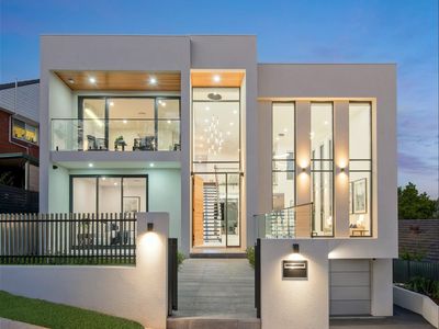 aluminium-fabrication-windows-and-doors-strong-profits-22-years-established-0