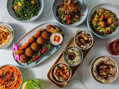 beautiful-traditional-restaurant-with-huge-kitchen-amp-frontage-mas245-0