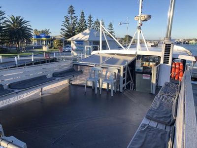 boat-cruise-business-a-great-coastal-lifestyle-6