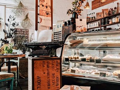 highly-successful-blooming-deloraine-floristry-high-turn-over-o-o-75-000-sav-6