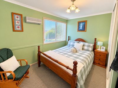 sea-change-east-coast-tasmania-7-holiday-ensuite-rooms-3-br-owners-home-restau-8