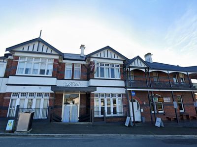 leasehold-landmark-lords-hotel-sought-after-rare-opportunity-offers-over-350-0-1
