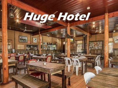 hotel-and-motel-60-000-a-week-4
