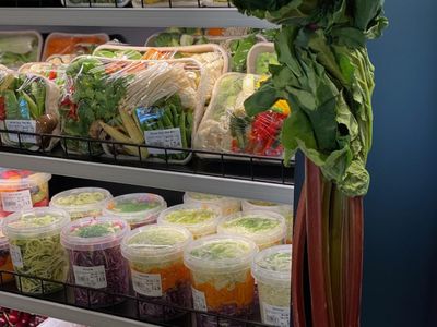 fresh-food-hub-fruit-veg-takeaway-amp-catering-7