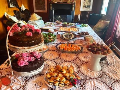 historic-robbie-burns-hotel-south-coast-leasehold-4