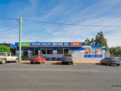 long-established-respected-successful-mitre-10-huon-valley-hardware-geeveston-3