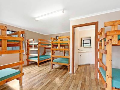 group-accommodation-freehold-and-business-9