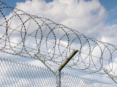 under-offer-nsw-security-fencing-business-infrastructure-renewables-amp-c-2